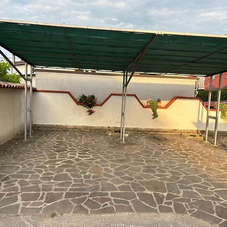 Apartment Meridiana ロヴィニ エクステリア 写真
